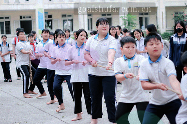 顺发体育平台战报区改版：界面线框图中放大镜定位数据行，代表三秒定位目标场次